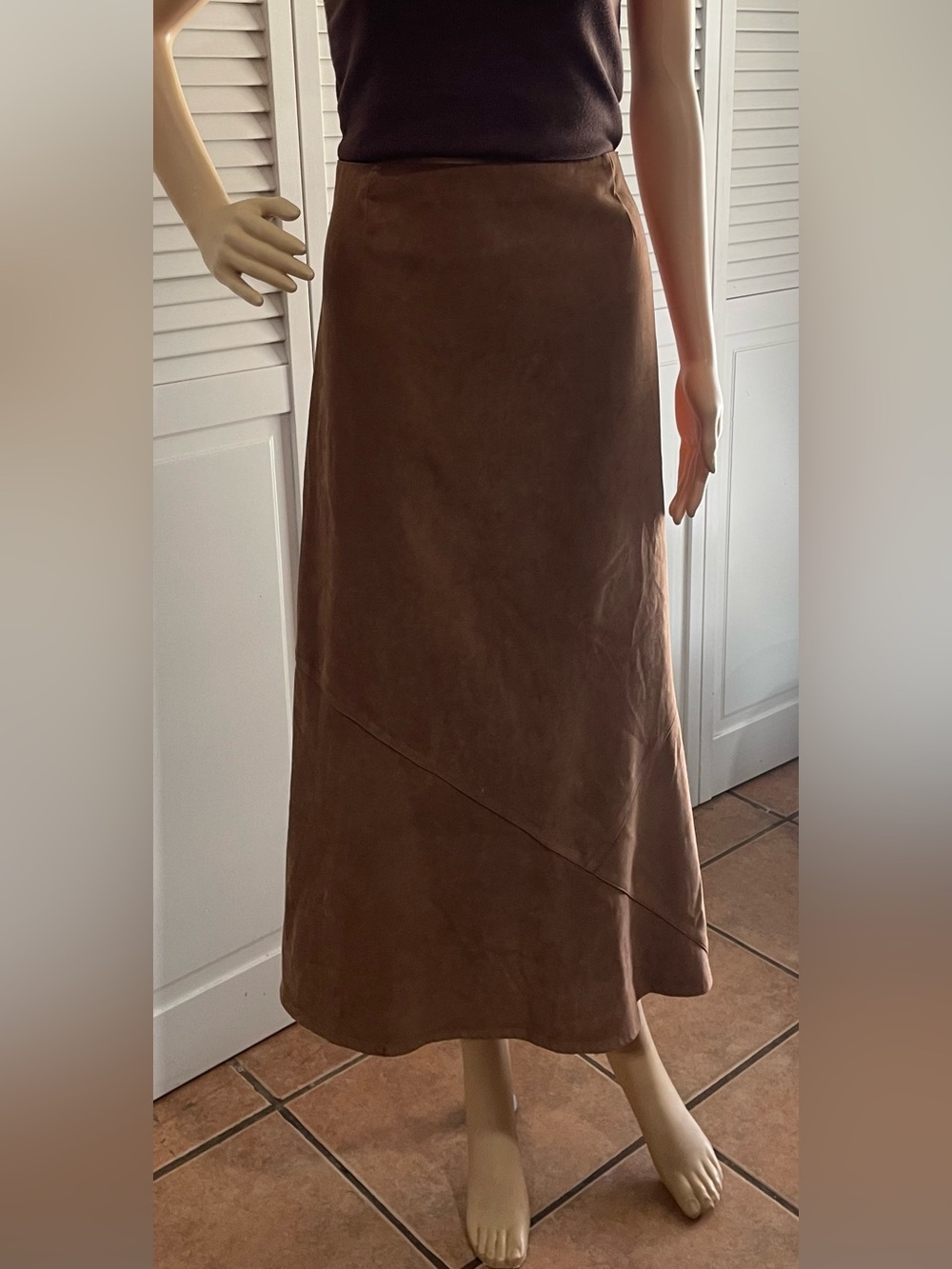 Dana Buchman Brown Maxi Suede Skirt